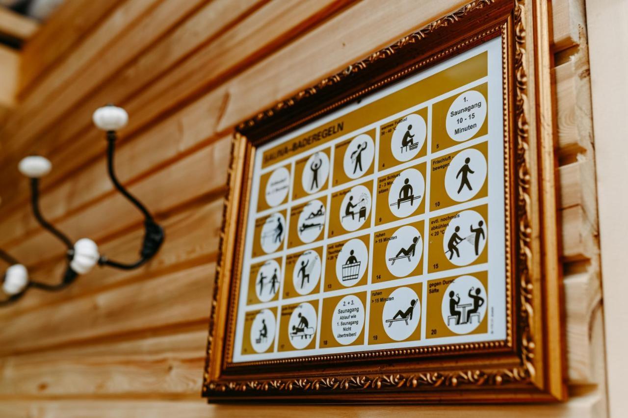 Roesslgut Bed & Breakfast ซีดาร์เฮาส์ ภายนอก รูปภาพ