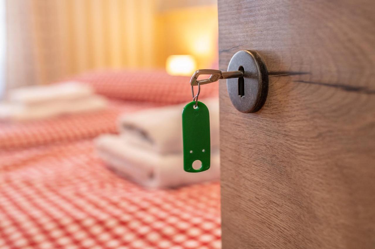 Roesslgut Bed & Breakfast ซีดาร์เฮาส์ ภายนอก รูปภาพ